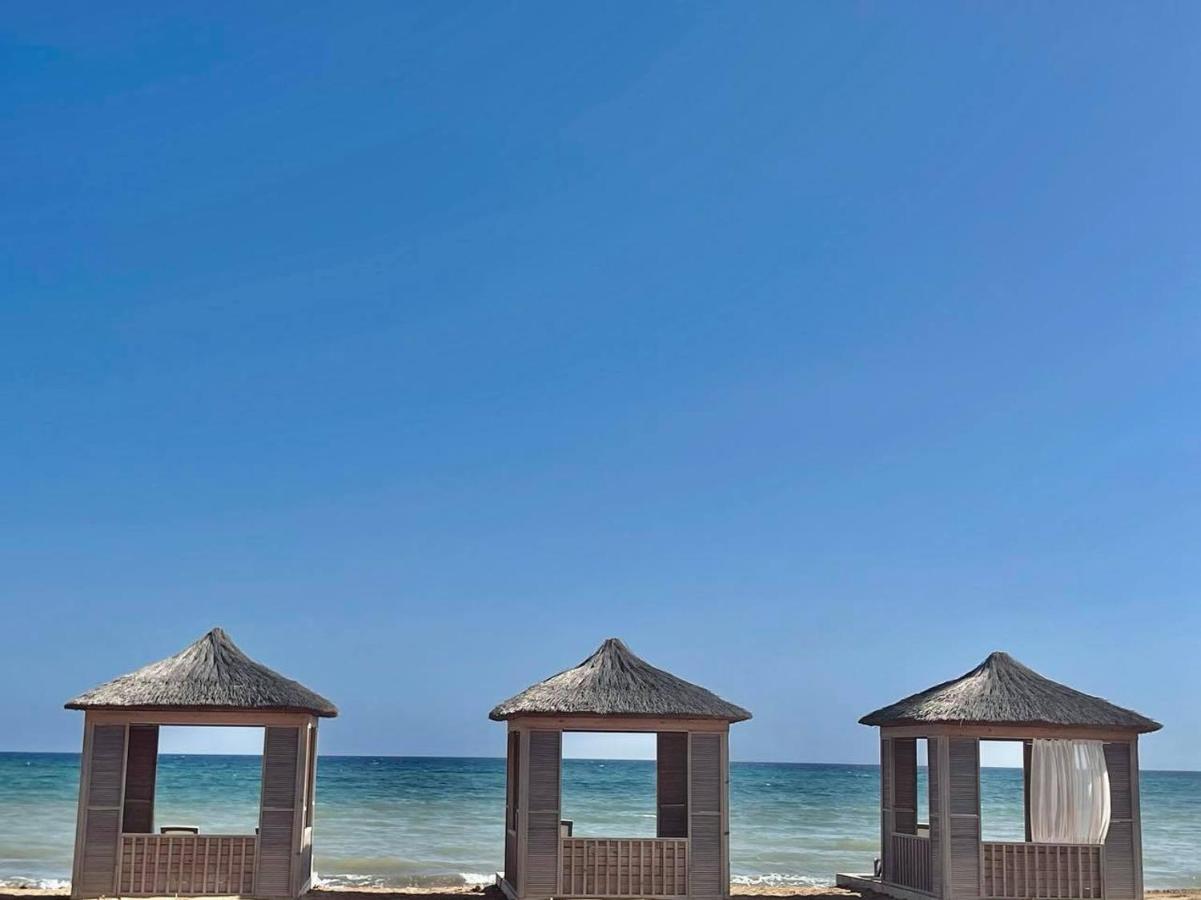 Relaxing Penthouse Suites By The Sea Vokolidha 외부 사진