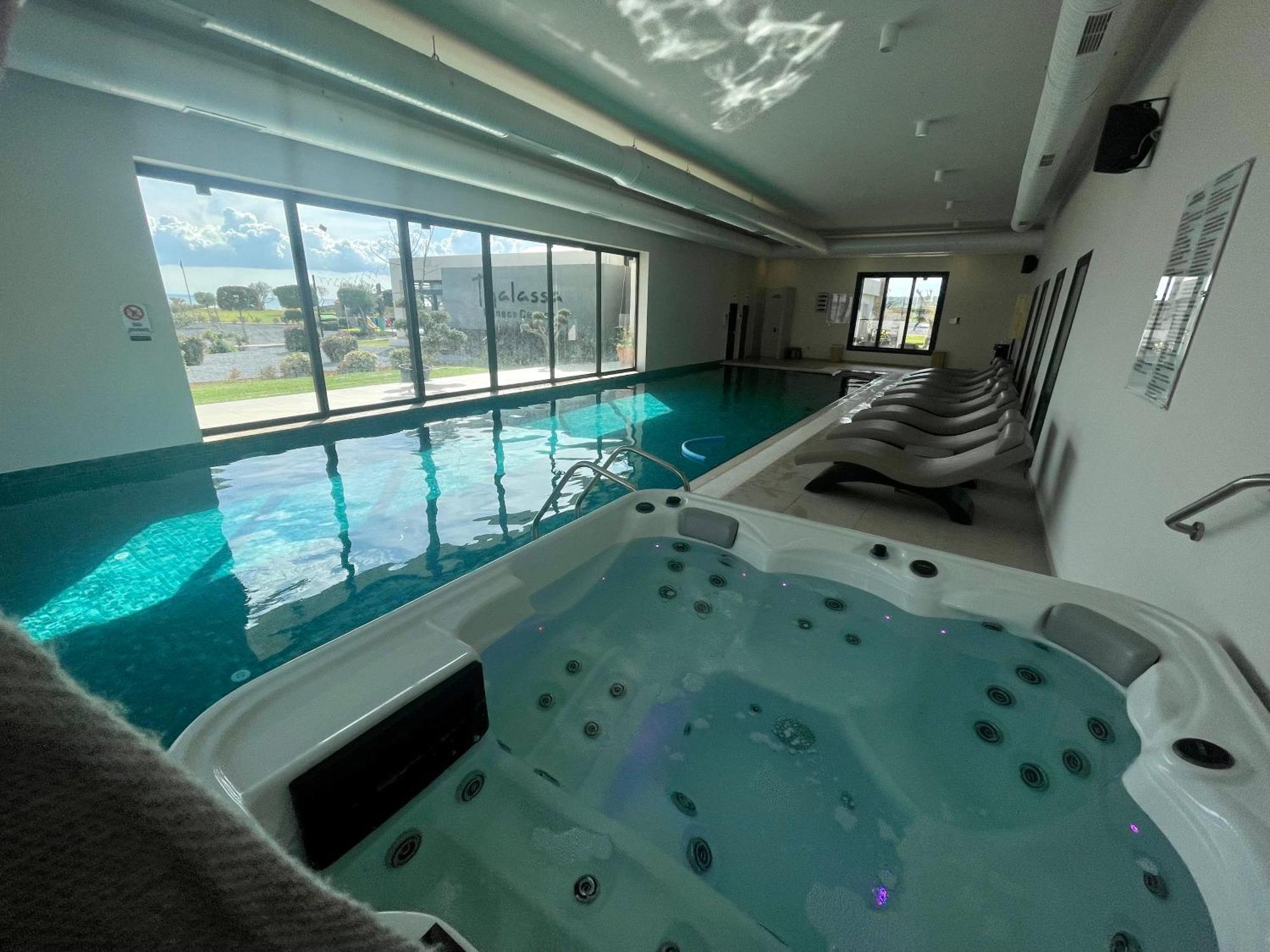 Relaxing Penthouse Suites By The Sea Vokolidha 외부 사진