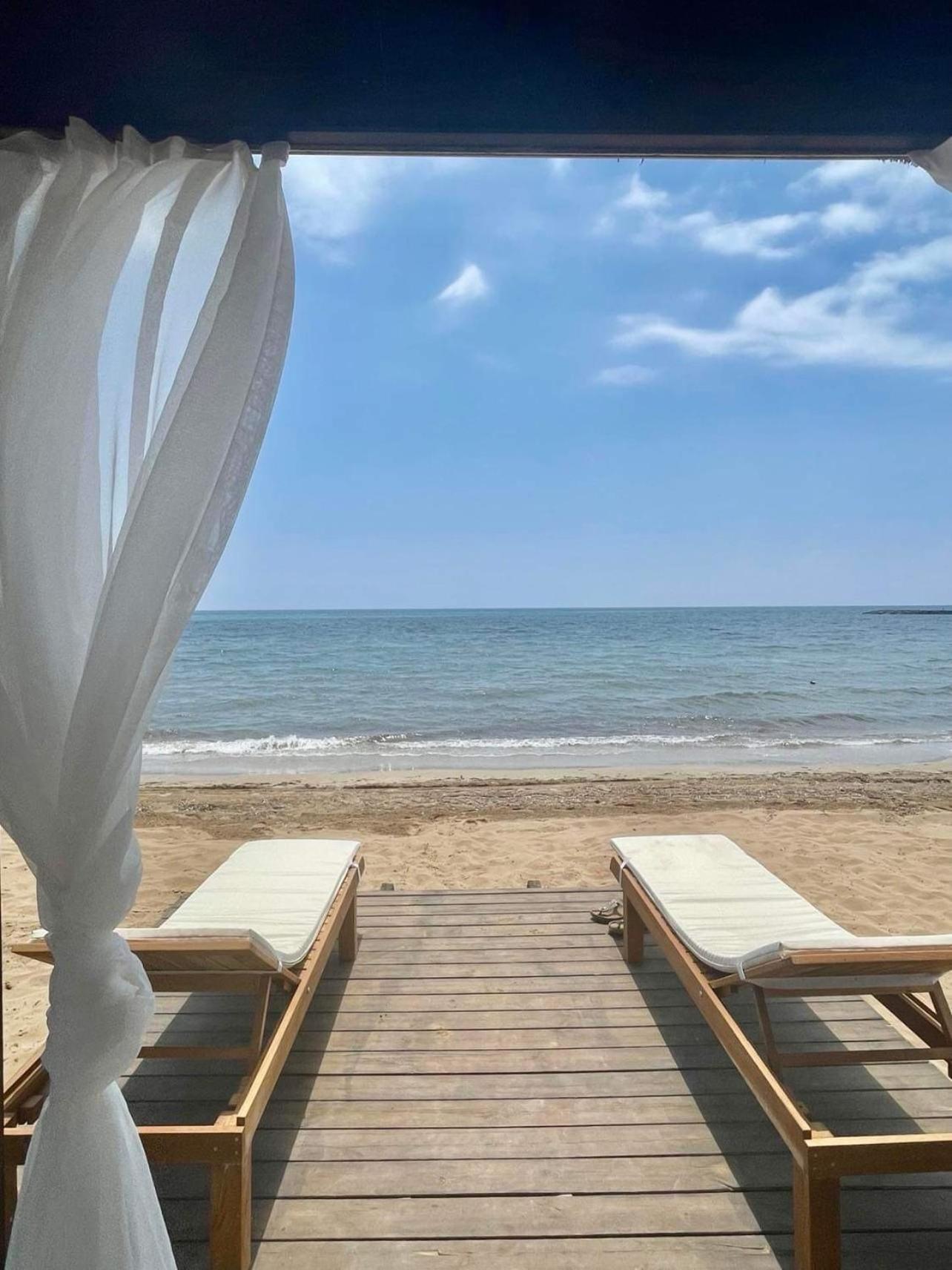 Relaxing Penthouse Suites By The Sea Vokolidha 외부 사진