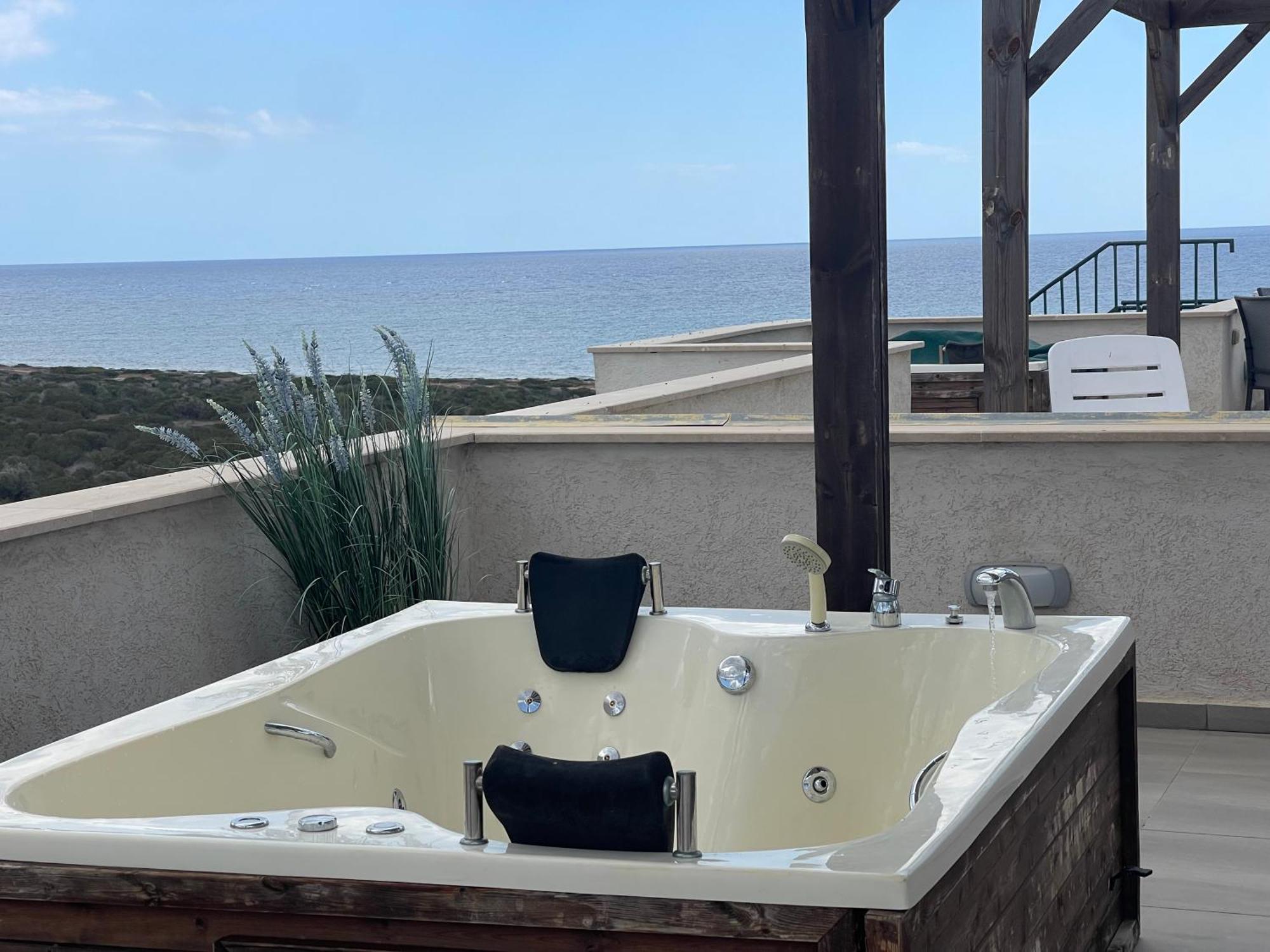 Relaxing Penthouse Suites By The Sea Vokolidha 외부 사진