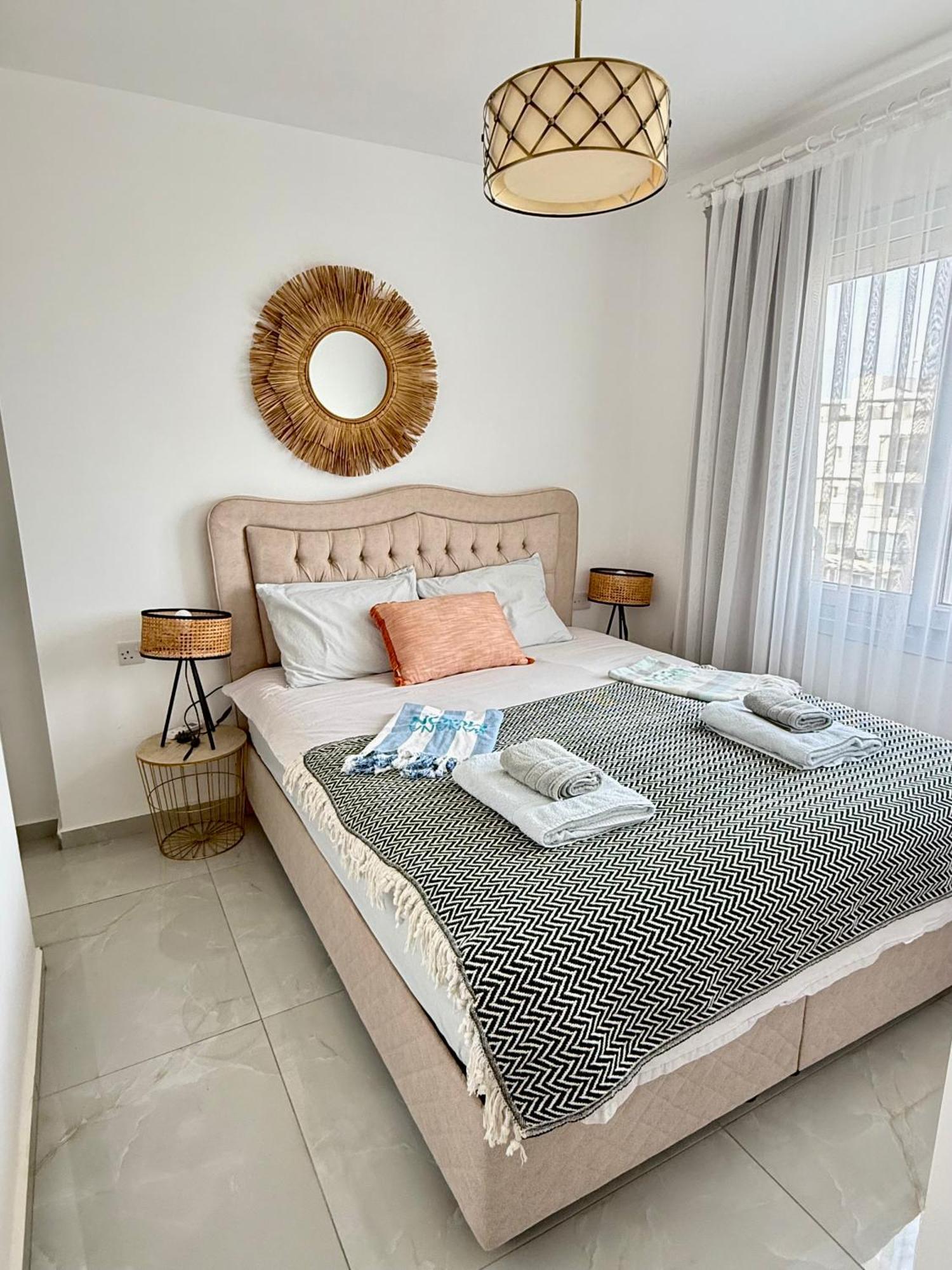 Relaxing Penthouse Suites By The Sea Vokolidha 외부 사진