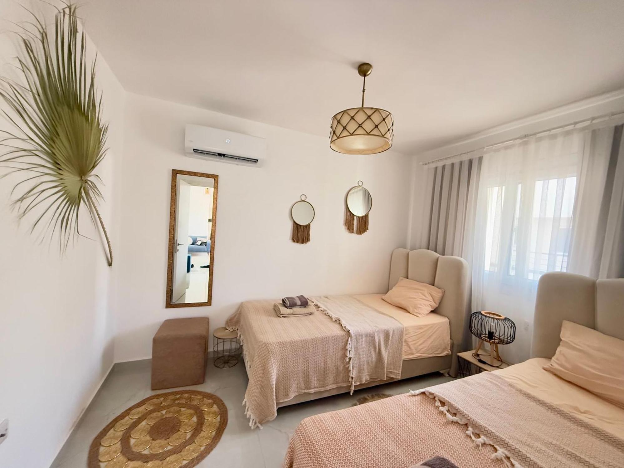 Relaxing Penthouse Suites By The Sea Vokolidha 외부 사진