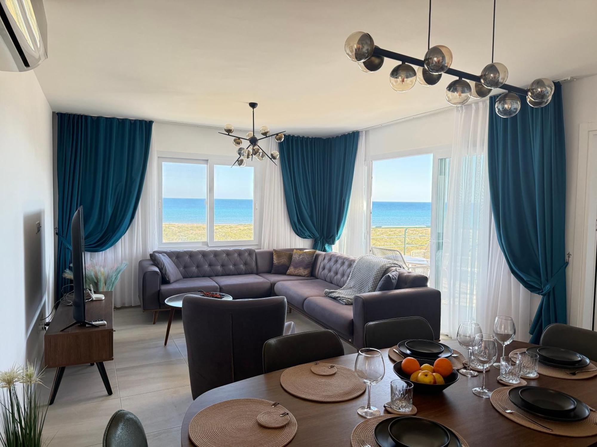 Relaxing Penthouse Suites By The Sea Vokolidha 객실 사진