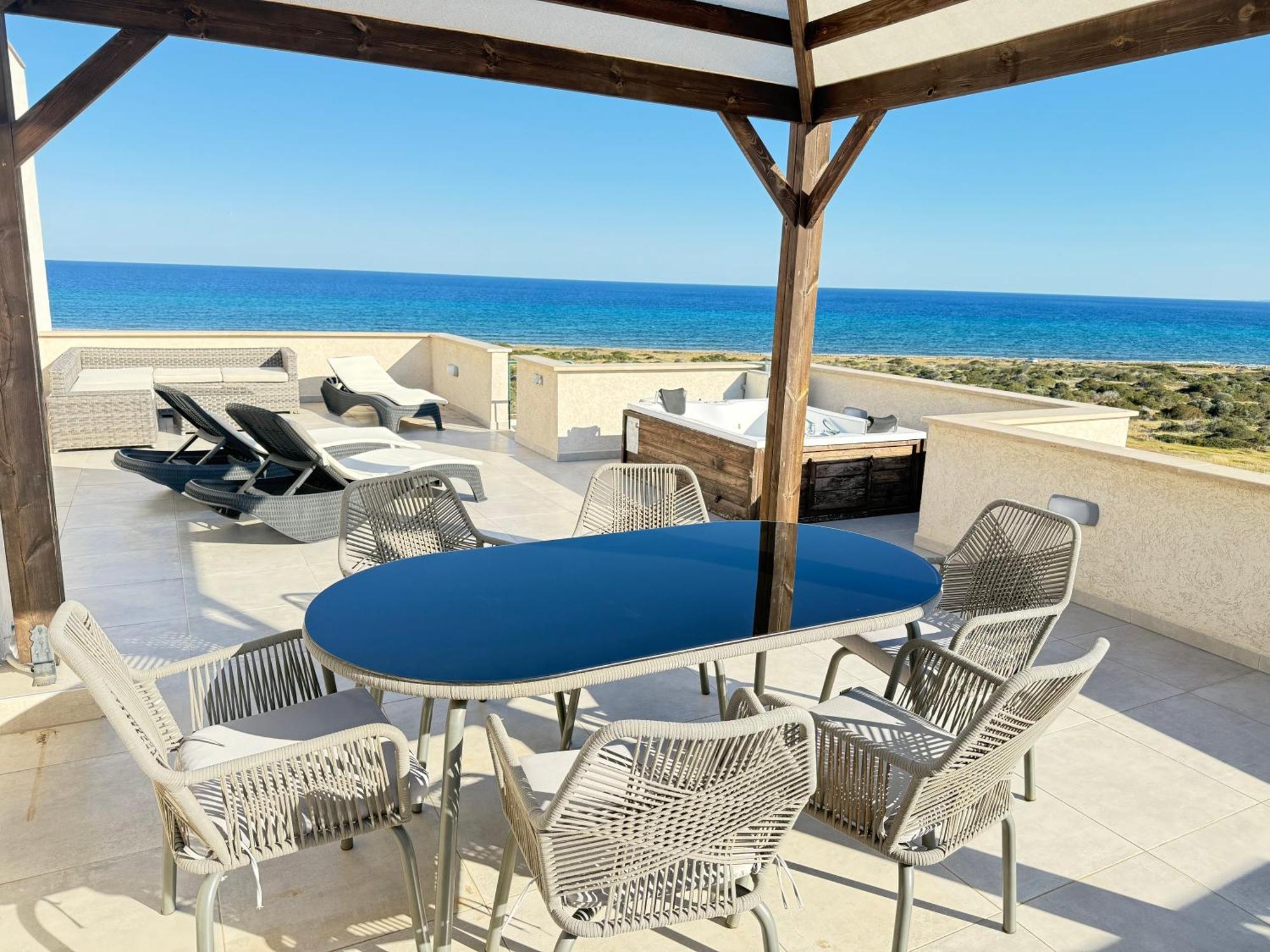 Relaxing Penthouse Suites By The Sea Vokolidha 외부 사진